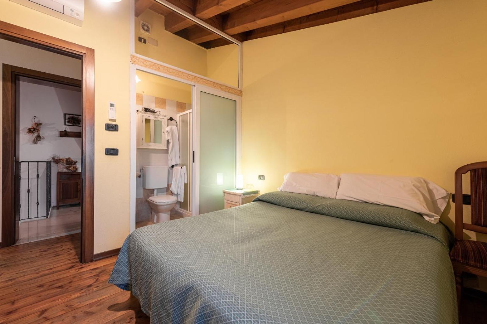 Agriturismo La Prateria ガッツォ エクステリア 写真