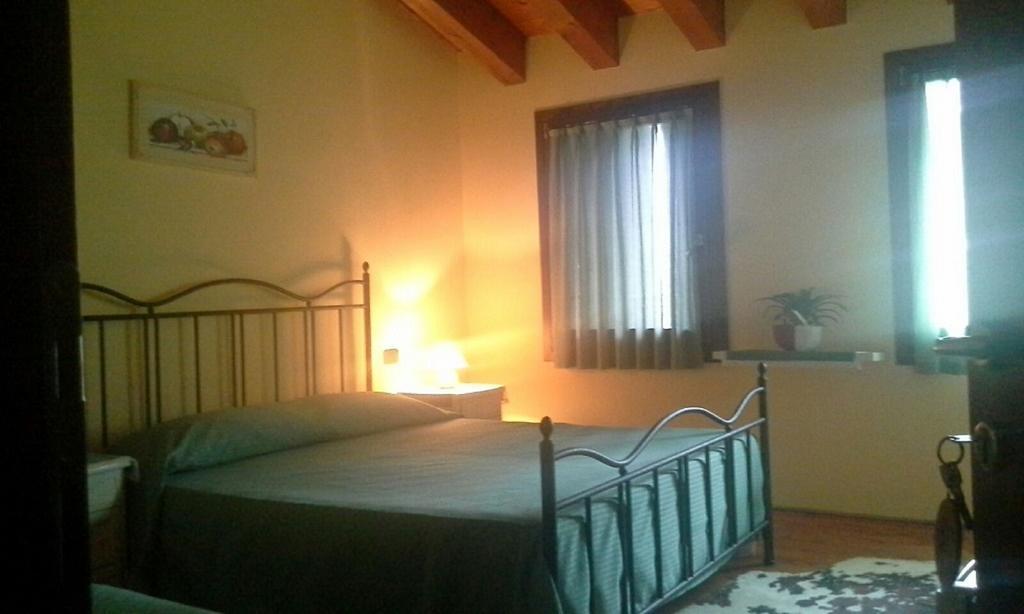 Agriturismo La Prateria ガッツォ エクステリア 写真