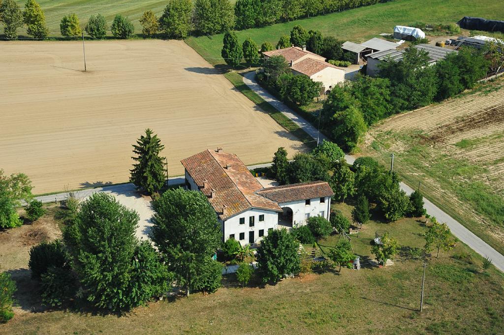 Agriturismo La Prateria ガッツォ エクステリア 写真