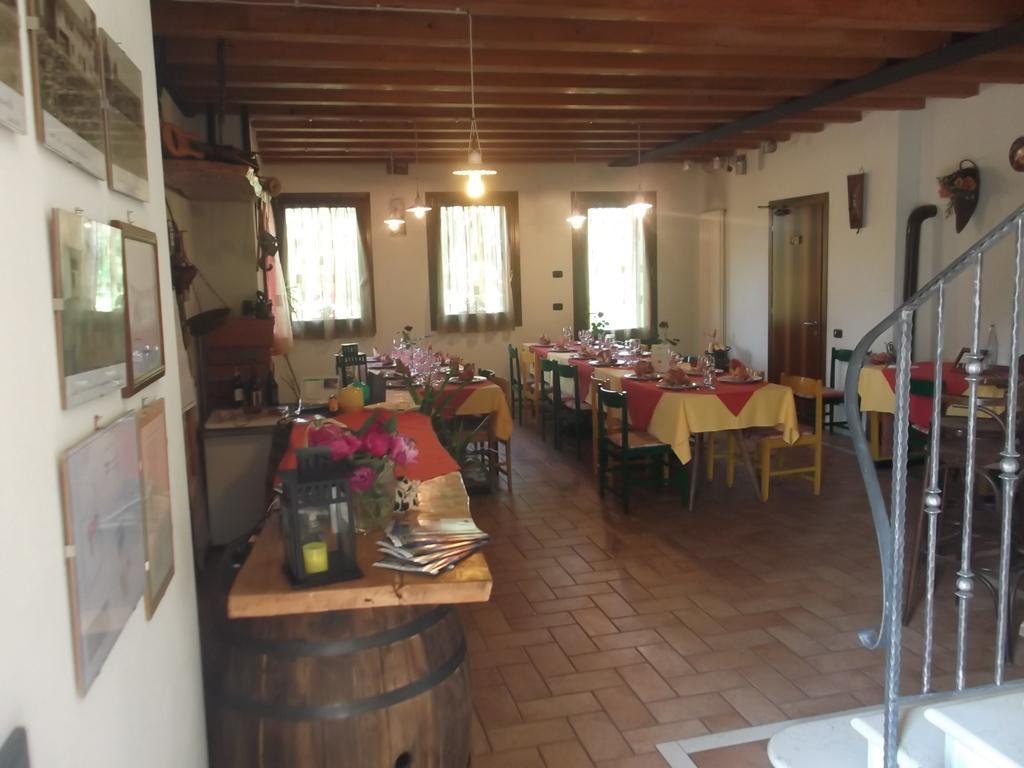 Agriturismo La Prateria ガッツォ エクステリア 写真