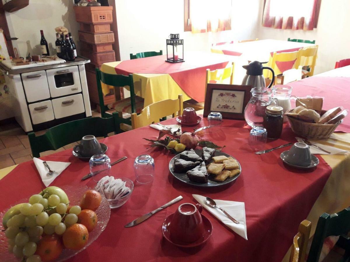 Agriturismo La Prateria ガッツォ エクステリア 写真